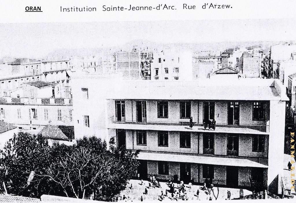 RA c- 03- ecole Jeanne d' Arc_2.JPG